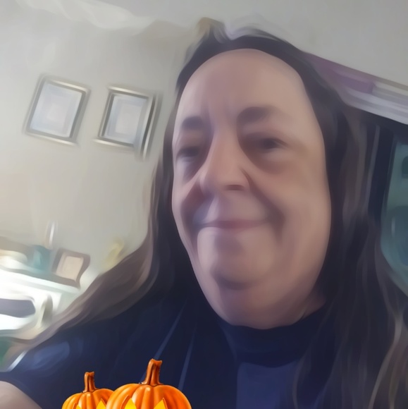 Meet your Posher, Robyn - Picture 1 of 1